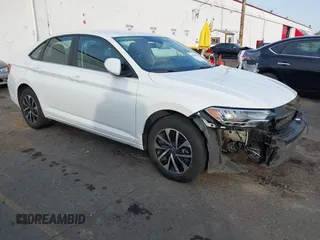 2022 Volkswagen Jetta with VIN 3VWNM7BU0NM020740, listed as a IAAI auction lot 40719285 with 43,570 mi miles and . Bid and sale history available at DreamBid. Image 1.