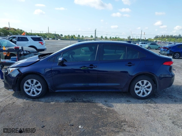 2024 Toyota Corolla Hybrid LE with VIN JTDBCMFE4RJ021466, listed as a IAAI auction lot 41976149 with 21,965 mi miles. Bid and sale history available at carsss.com. Image 14.