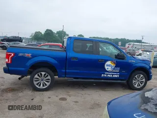 2017 Ford F-150 XL z VIN 1FTEW1EP2HFC00290, wystawiony jako IAAI lot #42390498 z przebiegiem 136 065 mil mil oraz . Historia ofert i sprzedaży dostępna na DreamBid. Obrazek 14.