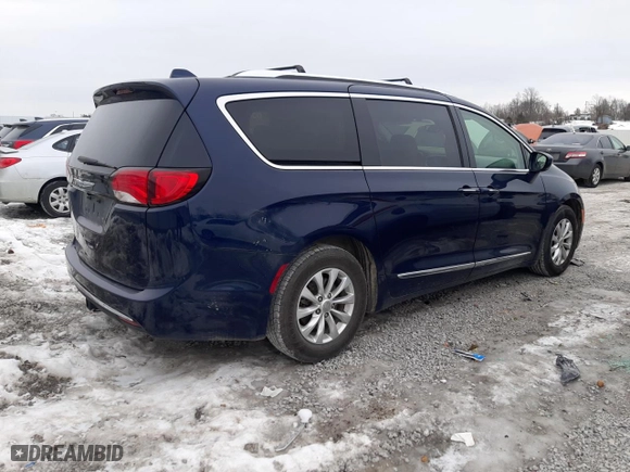 2018 Chrysler Pacifica Touring L Plus with VIN 2C4RC1EG5JR235107, listed as a Copart auction lot 89121465 with 115,663 mi miles and Salvage Title. Bid and sale history available at carsss.com. Image 3.