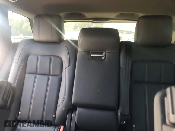 2019 Land Rover Range Rover Sport HSE with VIN SALWR2RV2KA827403, listed as a Copart auction lot 55472815 with 108,243 mi miles and Clean Title. Bid and sale history available at carsss.com. Image 10.