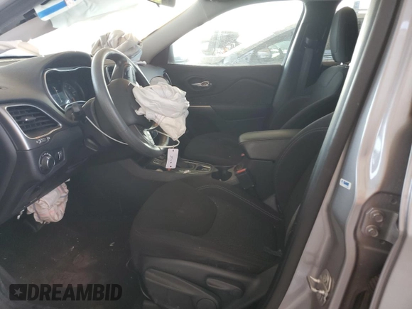 2020 Jeep Cherokee Latitude with VIN 1C4PJLCB1LD543946, listed as a Copart auction lot 56548405 with 112,387 mi miles and Salvage title. Bid and sale history available at DreamBid. Image 7.