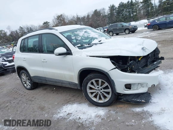 2018 Volkswagen Tiguan with VIN WVGBV7AX0JK000306, listed as a IAAI auction lot 41540745 with 47,322 mi miles and . Bid and sale history available at DreamBid. Image 14.