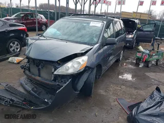 2010 Toyota Sienna CE with VIN 5TDKK4CC2AS307622, listed as a IAAI auction lot 41829193 with 189,107 mi miles. Bid and sale history available at carsss.com. Image 20.