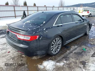 2017 Lincoln Continental Reserve with VIN 1LN6L9NC6H5611475, listed as a IAAI auction lot 41641069 with 62,647 mi miles and . Bid and sale history available at DreamBid. Image 4.