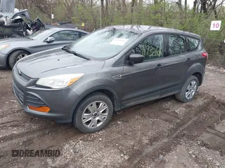 2013 Ford Escape S with VIN 1FMCU0F71DUC06993, listed as a IAAI auction lot 41932626 with 238,691 mi miles. Bid and sale history available at carsss.com. Image 2.
