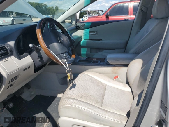 2010 Lexus RX 350 с VIN 2T2ZK1BA5AC002133, выставлен на аукционе Copart как лот 61898055 с пробегом 109 124 миль миль и Списание • Salvage title. История ставок и продаж доступна на DreamBid. Изображение 7.