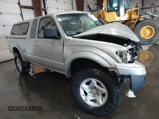 2004 Toyota Tacoma with VIN 5TEWN72N24Z442216, listed as a IAAI auction lot 41370604 with 199,640 mi miles and . Bid and sale history available at DreamBid. Image 1.