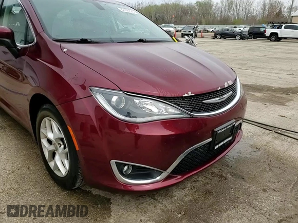 2017 Chrysler Pacifica Touring L with VIN 2C4RC1BG4HR844767, listed as a Copart auction lot 52745525 with 98,412 mi miles and Salvage Title. Bid and sale history available at DreamBid. Image 14.