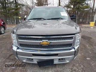2012 Chevrolet Silverado 1500 LT with VIN 1GCNKSE00CZ326935, listed as a IAAI auction lot 41445520 with 121,035 mi miles. Bid and sale history available at carsss.com. Image 13.