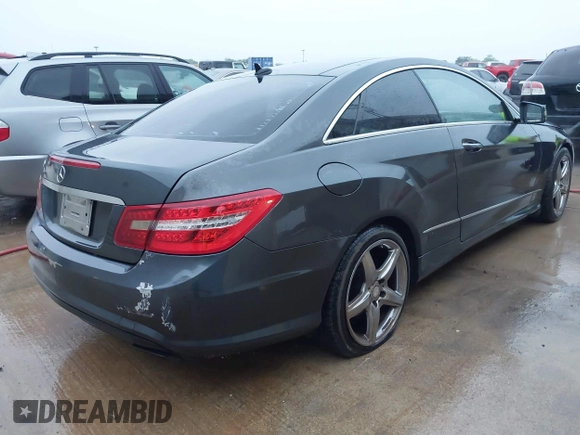 2010 Mercedes-Benz E 550 with VIN WDDKJ7CB9AF037399, listed as a IAAI auction lot 42108170 with 177,557 mi miles and . Bid and sale history available at DreamBid. Image 4.