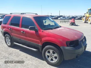 2005 Ford Escape XLT with VIN 1FMYU03175KD28535, listed as a IAAI auction lot 42853269 with 244,629 mi miles and . Bid and sale history available at DreamBid. Image 1.