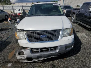 2004 Ford Expedition Special Service with VIN 1FMEU15W04LA49387, listed as a Copart auction lot 52386065 with 322,325 mi miles and Salvage title. Bid and sale history available at DreamBid. Image 5.
