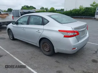 2013 Nissan Sentra SR z VIN 3N1AB7AP6DL757256, wystawiony jako IAAI lot #42366241 z przebiegiem 170 482 mil mil oraz . Historia ofert i sprzedaży dostępna na DreamBid. Obrazek 3.