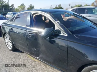 2013 Audi A6 Premium Plus с VIN WAUDFAFC7DN031355, выставлен на аукционе IAAI как лот 40638900 с пробегом 106 774 миль миль и . История ставок и продаж доступна на DreamBid. Изображение 6.