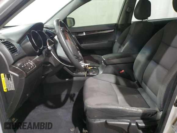 2011 Kia Sorento LX with VIN 5XYKT4A1XBG059116, listed as a Copart auction lot 89191375 with 136,810 mi miles and Salvage Title. Bid and sale history available at carsss.com. Image 7.