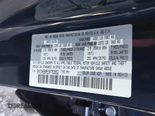 2025 Mazda CX-30 2.5 S Select Sport with VIN 3MVDMBBM5SM760652, listed as a IAAI auction lot 41445077 with 2,577 mi miles. Bid and sale history available at carsss.com. Image 9.