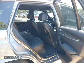 2014 BMW X5 xDrive35i z VIN 5UXKR0C5XE0K42788, wystawiony jako IAAI lot #42263399 z przebiegiem 138 644 mil mil oraz . Historia ofert i sprzedaży dostępna na DreamBid. Obrazek 8.