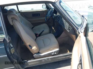 1993 Saab 900 z VIN YS3AL75L9P7003691, wystawiony jako IAAI lot #42482496 z przebiegiem 198 549 mil mil oraz . Historia ofert i sprzedaży dostępna na DreamBid. Obrazek 5.