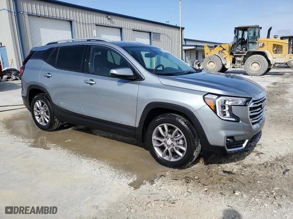 2024 GMC Terrain SLT with VIN 3GKALVEG4RL338312, listed as a Copart auction lot 51079325 with 28,374 mi miles and Clean Title. Bid and sale history available at carsss.com. Image 4.