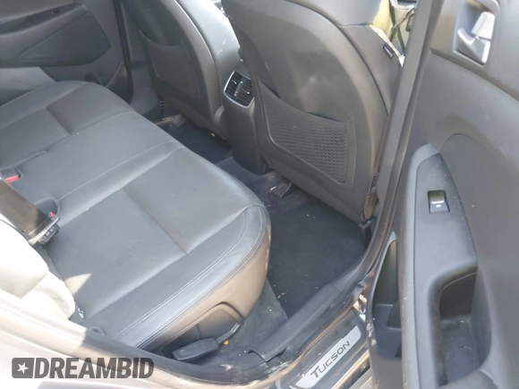 2016 Hyundai Tucson Limited with VIN KM8J33A26GU137391, listed as a IAAI auction lot 42088662 with 72,048 mi miles. Bid and sale history available at carsss.com. Image 8.