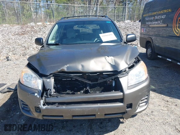 2011 Toyota RAV4 with VIN 2T3JF4DV1BW096753, listed as a IAAI auction lot 42064456 with 118,741 mi miles. Bid and sale history available at carsss.com. Image 6.