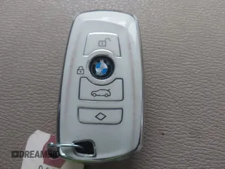 2017 BMW X3 xDrive28i z VIN 5UXWX9C38H0W76528, wystawiony jako IAAI lot #41543645 z przebiegiem 76 108 mil mil oraz . Historia ofert i sprzedaży dostępna na DreamBid. Obrazek 11.