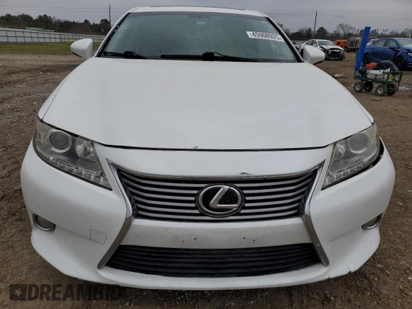 2014 Lexus ES with VIN JTHBK1GG2E2138953, listed as a Copart auction lot 45908925 with 185,896 mi miles and Salvage Title. Bid and sale history available at carsss.com. Image 5.