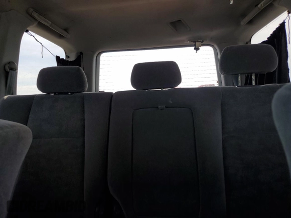 2005 Honda Pilot EX with VIN 5FNYF18495B067400, listed as a Copart auction lot 55572315 with 323,703 mi miles and Clean Title. Bid and sale history available at DreamBid. Image 10.