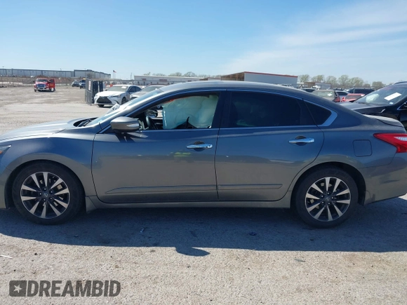 2016 Nissan Altima 2.5 S with VIN 1N4AL3AP3GC234477, listed as a IAAI auction lot 41860302 with 153,667 mi miles. Bid and sale history available at carsss.com. Image 14.