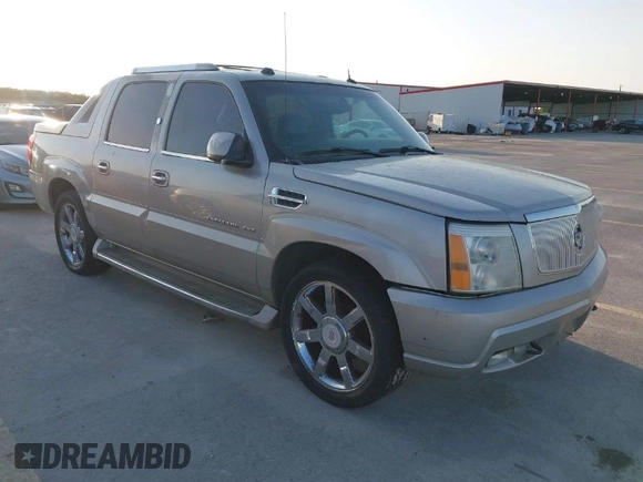 2004 Cadillac Escalade EXT z VIN 3GYEK62NX4G291260, wystawiony jako IAAI lot #41995991 z przebiegiem Nie podano mil oraz . Historia ofert i sprzedaży dostępna na DreamBid. Obrazek 1.
