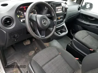 2019 Mercedes-Benz Metris Cargo z VIN WD3PG2EAXK3542077, wystawiony jako Copart lot #70091533 z przebiegiem 108 024 mil mil oraz . Historia ofert i sprzedaży dostępna na DreamBid. Obrazek 8.