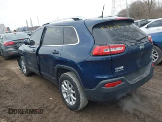 2018 Jeep Cherokee Latitude Plus z VIN 1C4PJMLB0JD534495, wystawiony jako IAAI lot #41647123 z przebiegiem 155 128 mil mil oraz . Historia ofert i sprzedaży dostępna na DreamBid. Obrazek 3.