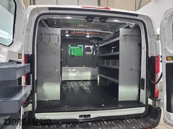 2019 Ford Transit z VIN 1FTYE1YM8KKB40189, wystawiony jako IAAI lot #42763040 z przebiegiem 193 036 mil mil oraz . Historia ofert i sprzedaży dostępna na DreamBid. Obrazek 36.