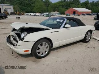 2003 Ford Thunderbird Deluxe z VIN 1FAHP60AX3Y111029, wystawiony jako Copart lot #59473265 z przebiegiem 29 068 mil mil oraz Czysty tytuł • Clean title. Historia ofert i sprzedaży dostępna na DreamBid. Obrazek 1.