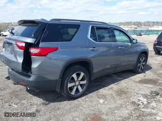 2020 Chevrolet Traverse LT Leather with VIN 1GNEVHKW4LJ252184, listed as a IAAI auction lot 41960976 with 51,421 mi miles. Bid and sale history available at carsss.com. Image 4.