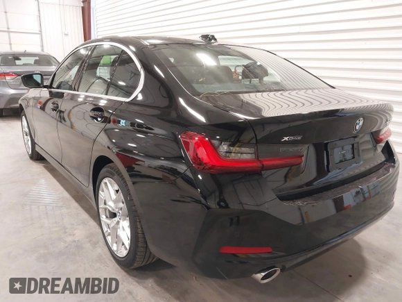 2025 BMW 3 Series 330i xDrive with VIN 3MW89CW03S8F07417, listed as a IAAI auction lot 41645759 with 1,345 mi miles. Bid and sale history available at carsss.com. Image 3.
