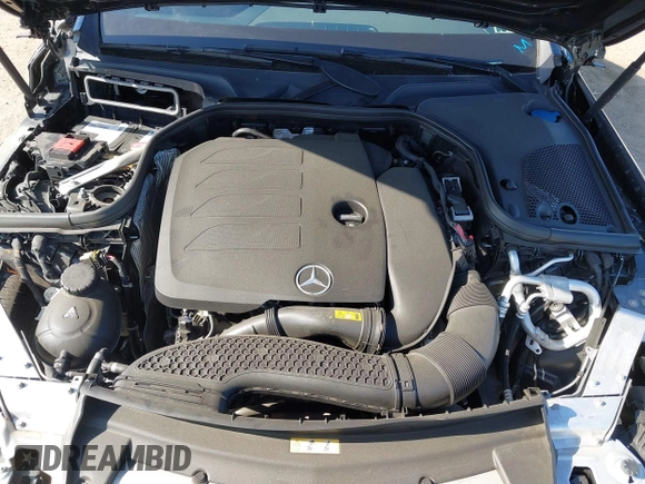 2021 Mercedes-Benz E 350 with VIN W1KZF8DB5MA912435, listed as a IAAI auction lot 42311200 with 32,631 mi miles and . Bid and sale history available at DreamBid. Image 10.