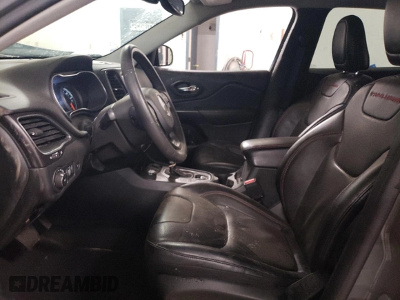 2022 Jeep Cherokee Trailhawk с VIN 1C4PJMBX3ND542805, выставлен на аукционе Copart как лот 54838505 с пробегом 44 692 миль миль и Чистый • Clean title. История ставок и продаж доступна на DreamBid. Изображение 7.