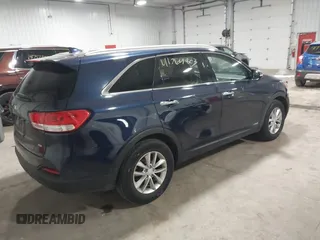 2017 Kia Sorento LX with VIN 5XYPGDA33HG293554, listed as a IAAI auction lot 41764803 with 114,673 mi miles and . Bid and sale history available at DreamBid. Image 4.