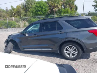 2020 Ford Explorer XLT with VIN 1FMSK7DH8LGC56664, listed as a IAAI auction lot 41934310 with 75,977 mi miles. Bid and sale history available at carsss.com. Image 14.