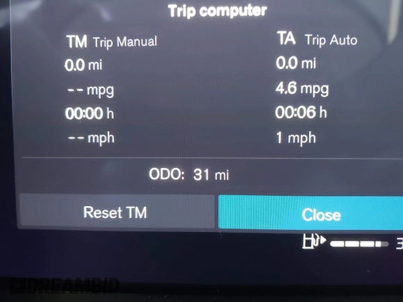 2025 Volvo XC90 with VIN YV4062PG4S1370195, listed as a IAAI auction lot 41912433 with 31 mi miles and . Bid and sale history available at DreamBid. Image 15.