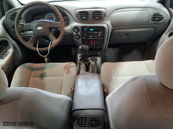 2005 Chevrolet TrailBlazer LS with VIN 1GNDT13S152346007, listed as a Copart auction lot 88463715 with 158,779 mi miles and Salvage Title. Bid and sale history available at carsss.com. Image 8.
