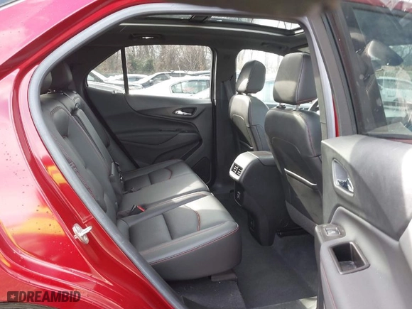 2022 Chevrolet Equinox RS with VIN 2GNAXWEV4N6106528, listed as a IAAI auction lot 41247140 with 45,216 mi miles. Bid and sale history available at carsss.com. Image 8.