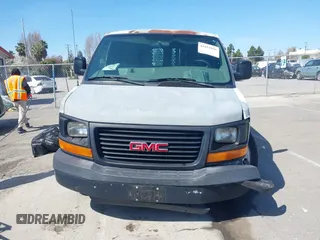 2007 GMC Savana Cargo with VIN 1GTGG25V471229750, listed as a IAAI auction lot 41851956 with 277,390 mi miles. Bid and sale history available at carsss.com. Image 12.