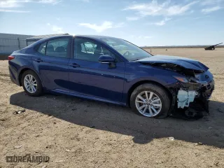 2025 Toyota Camry LE with VIN 4T1DAACK7SU046305, listed as a Copart auction lot 49917885 with 6,688 mi miles and Salvage Title. Bid and sale history available at carsss.com. Image 4.