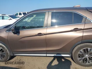 2020 Mitsubishi Eclipse Cross SE z VIN JA4AS5AA3LZ002452, wystawiony jako IAAI lot #42396254 z przebiegiem 125 746 mil mil oraz . Historia ofert i sprzedaży dostępna na DreamBid. Obrazek 14.