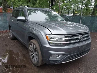 2020 Volkswagen Atlas SEL Premium with VIN 1V2TR2CAXLC506214, listed as a IAAI auction lot 42232308 with 119,805 mi miles and . Bid and sale history available at DreamBid. Image 1.