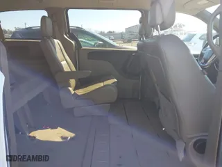 2014 Chrysler Town & Country Touring with VIN 2C4RC1BG8ER216545, listed as a IAAI auction lot 41624329 with 193,621 mi miles. Bid and sale history available at carsss.com. Image 8.
