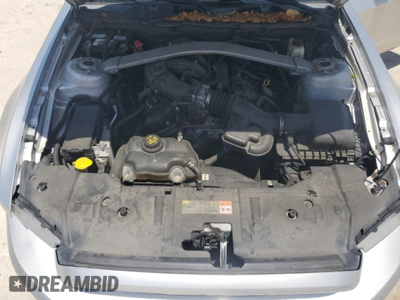 2014 Ford Mustang V6 with VIN 1ZVBP8EM6E5280254, listed as a Copart auction lot 61367625 with 81,346 mi miles and Salvage title. Bid and sale history available at DreamBid. Image 11.
